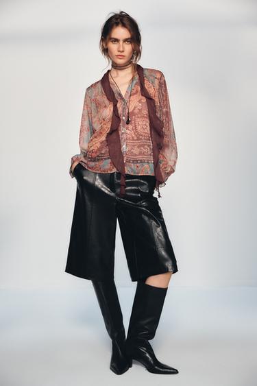 LONG FAUX LEATHER BERMUDA SHORTS - Black by Zara