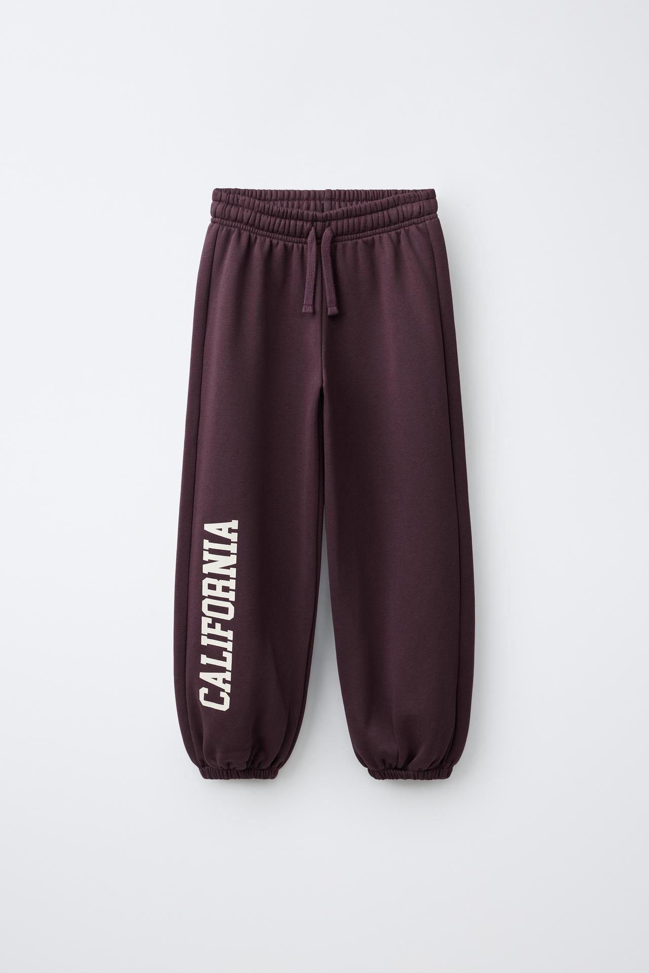 VARSITY FLEECE JOGGER PANTS — Burgundy