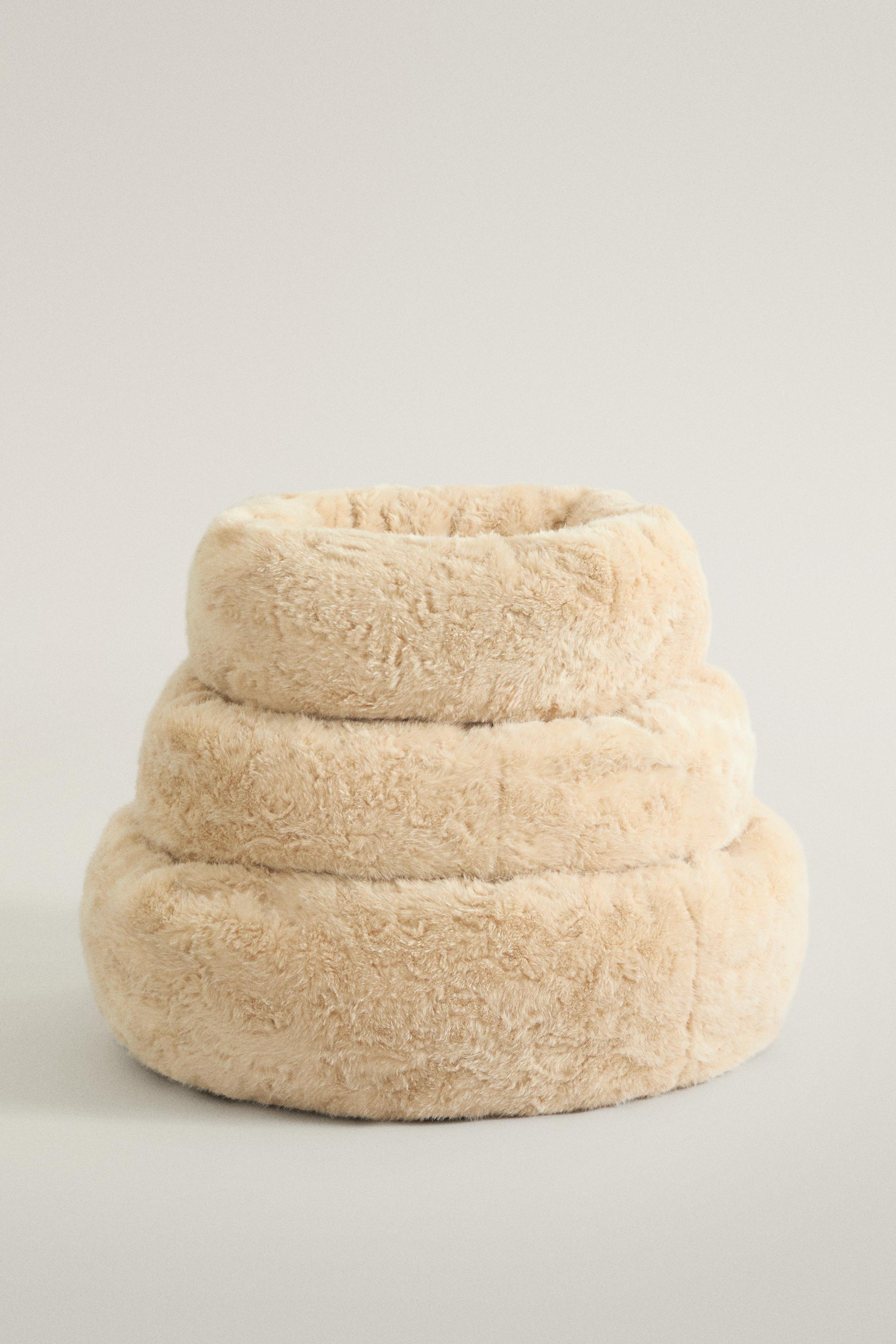 ROUND FUR PET BED