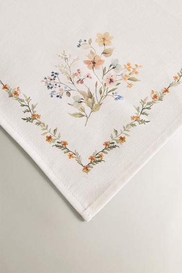 Zara FLORAL PRINT NAPKIN (PACK OF 2) - Greens