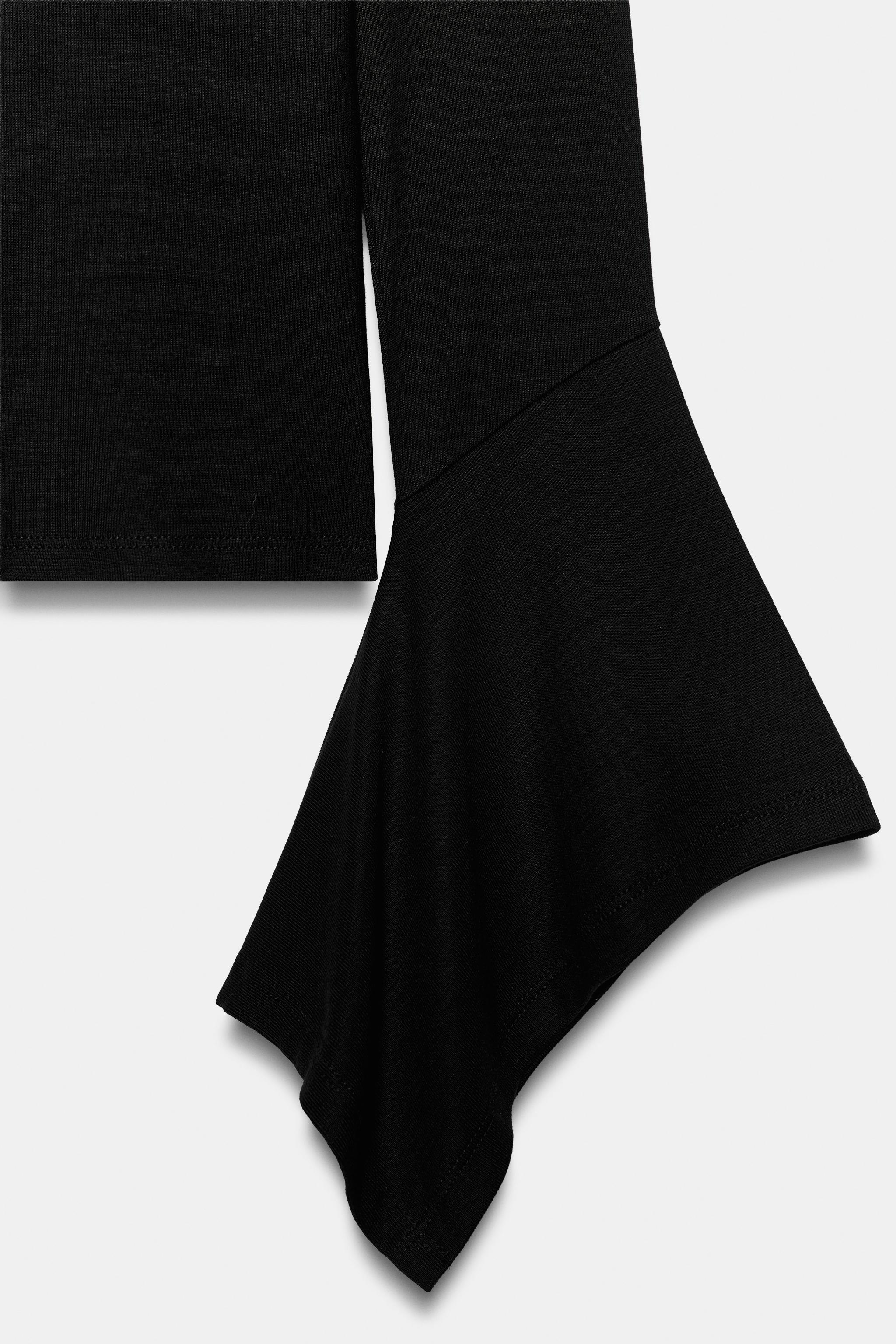RUFFLE SLEEVE T-SHIRT