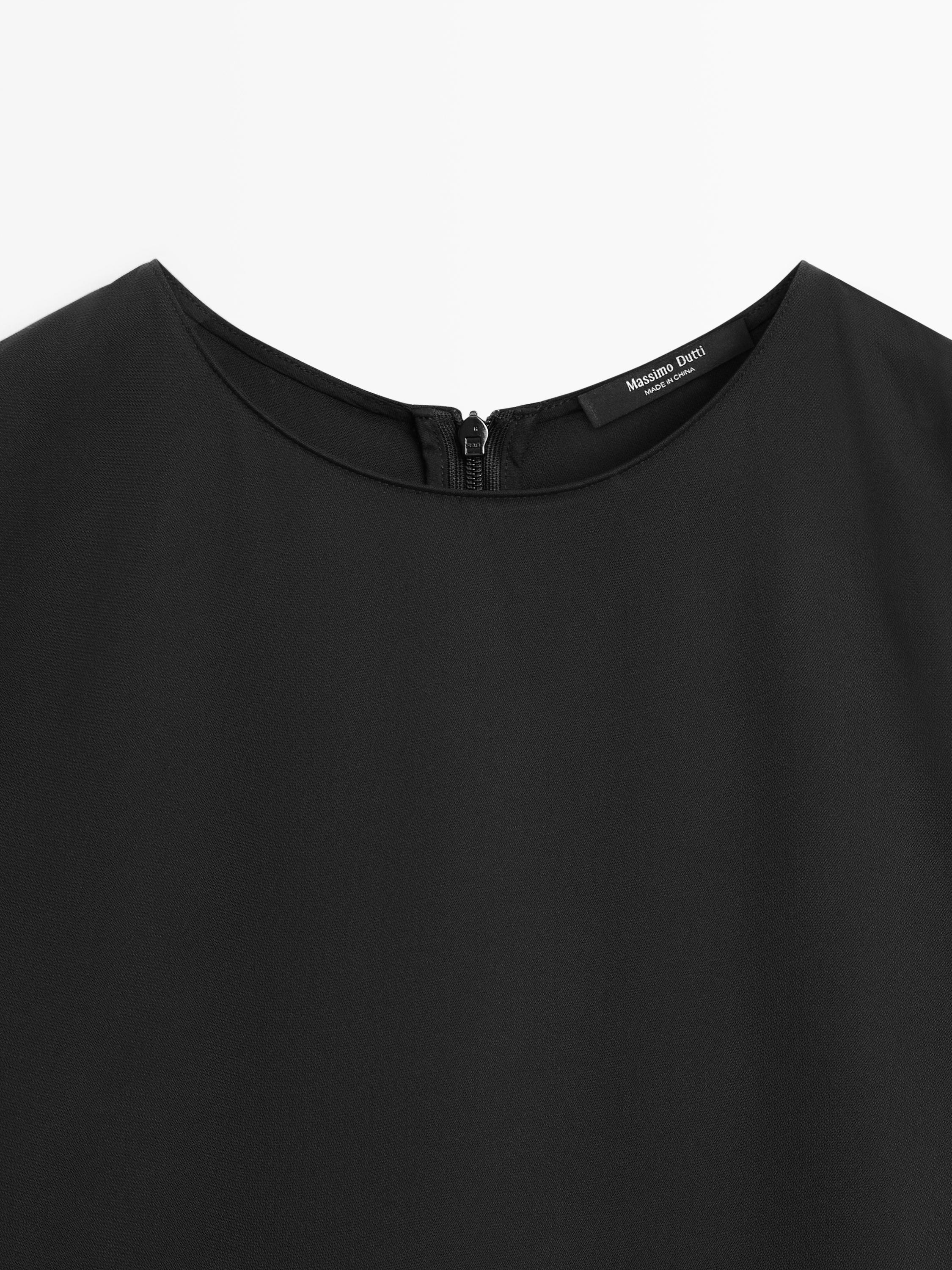 Flowing short sleeve dress