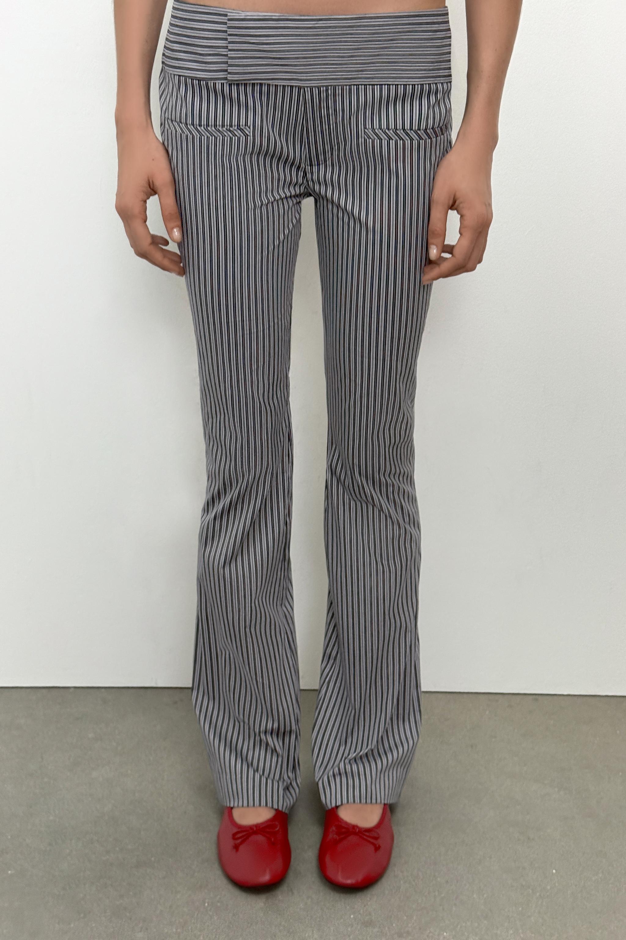 PANTALON FLARE À RAYURES