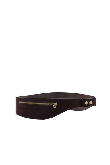 Side view of a brown bum bag-style belt with a front pocket and metal zip. Fastens with popper buttons.