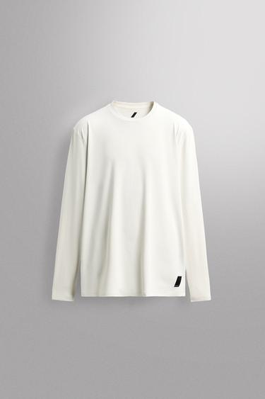 БАЗОВА ТЕХНИЧЕСКА ТЕНИСКА С ДЪЛЪГ РЪКАВ - Лед от Zara