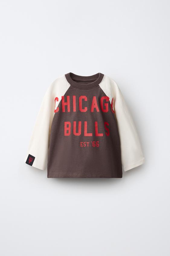 NBA – CHICAGO BULL RAGLAN SLEEVE T-SHIRT - Dark brown by Zara - Image 0