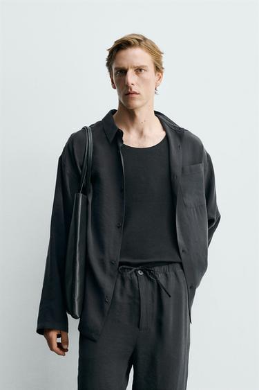 SOFT FLOWING SHIRT - Black by Zara