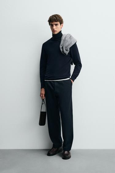 SUÉTER CUELLO ALTO BÁSICO - Marino de Zara