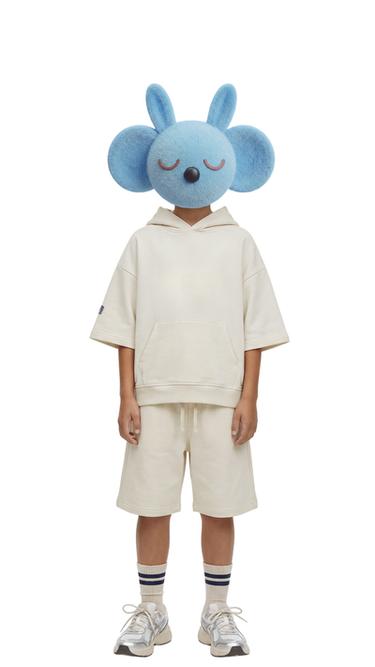 КОМПЛЕКТ ИЗ ТОЛСТОВКИ С КАПЮШОНОМ И ШОРТОВ ИЗ ТКАНИ ИНТЕРЛОК — СЛОНОВАЯ КОСТЬ от Zara