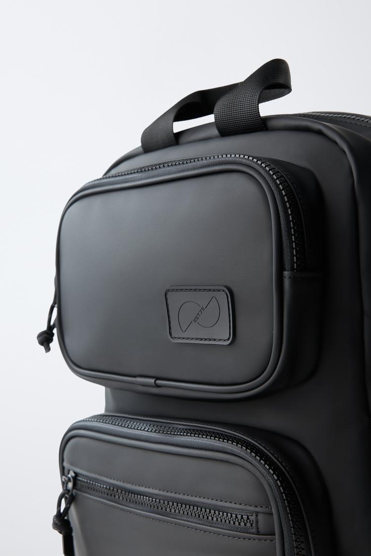 MOCHILA DE GOMA 3