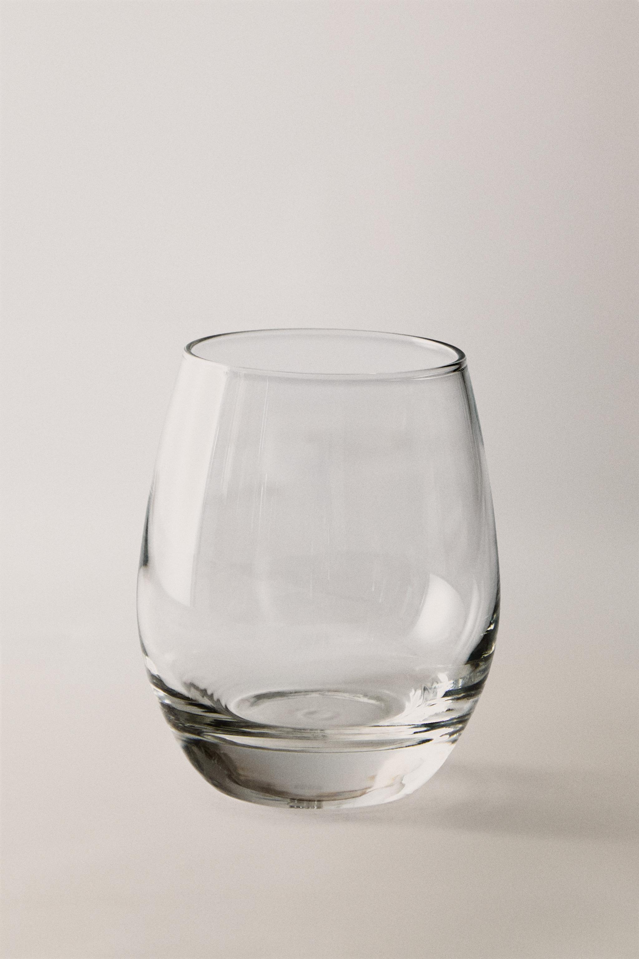 SET OF ROUNDED GLASS TUMBLERS (SET OF 3) — Transparent