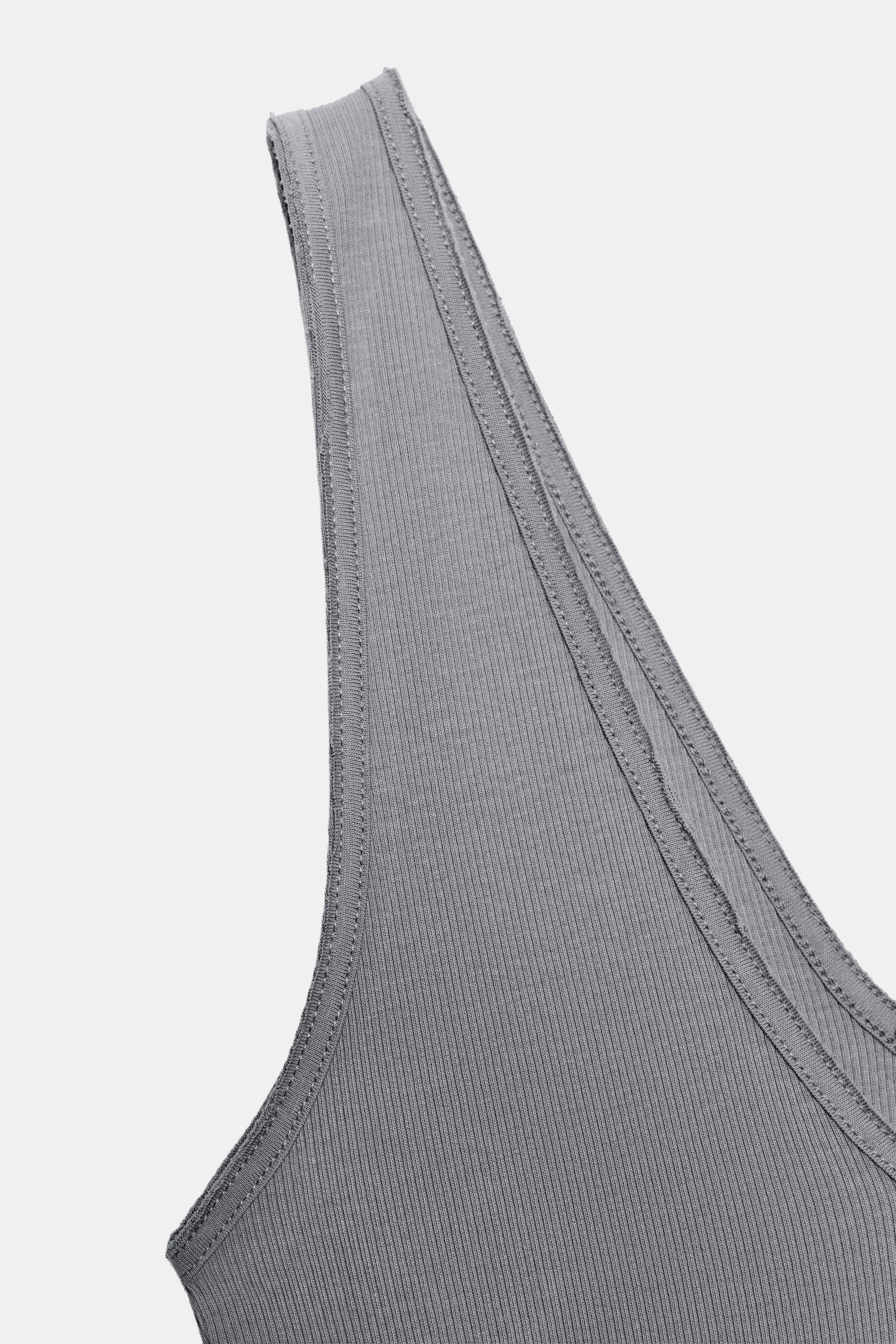 RIB V-NECK TOP