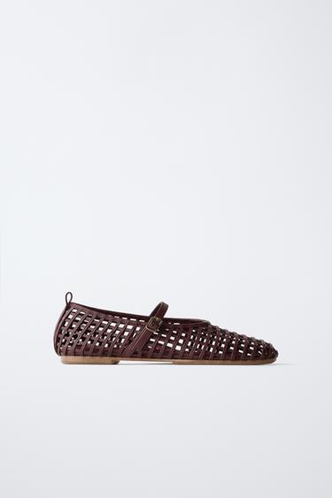 Zara CUT-OUT BALLET FLATS - Maroon