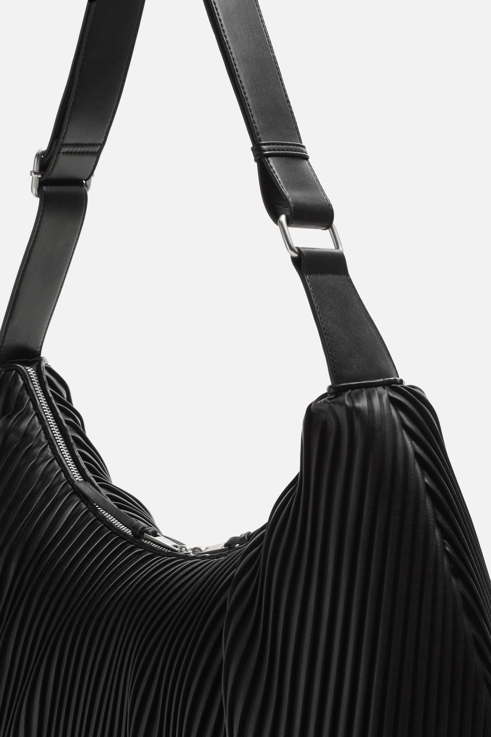 プリーツショルダーバッグ - ブラック | ZARA Japan / 日本