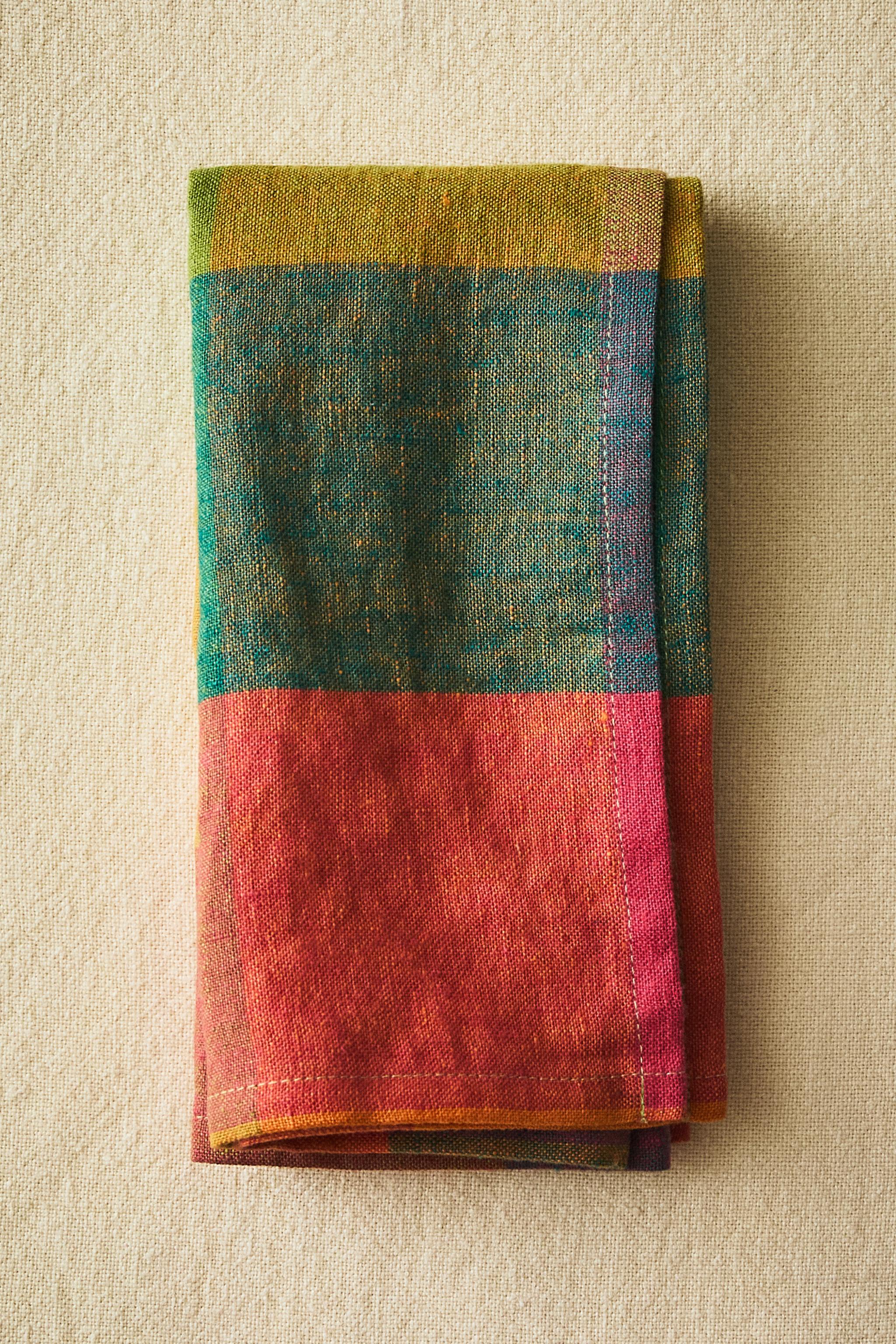 SET OF MULTICOLORED CHECK LINEN NAPKINS (SET OF 2)