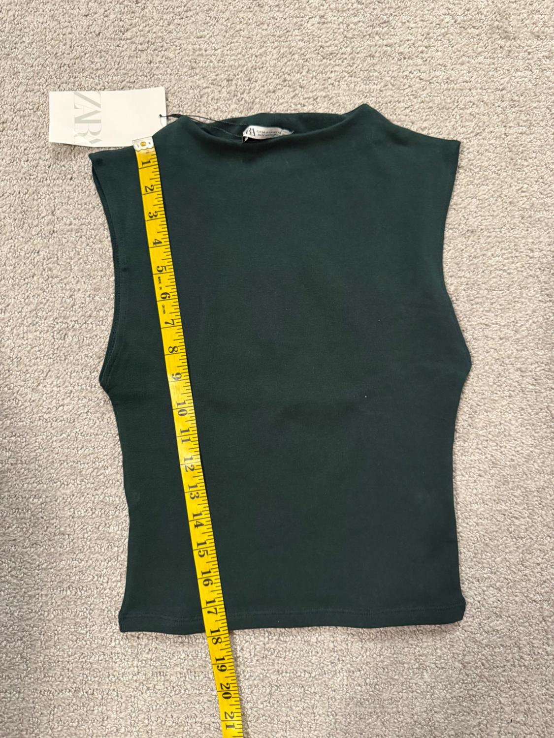 SLEEVELESS MOCK NECK TOP - Image 3