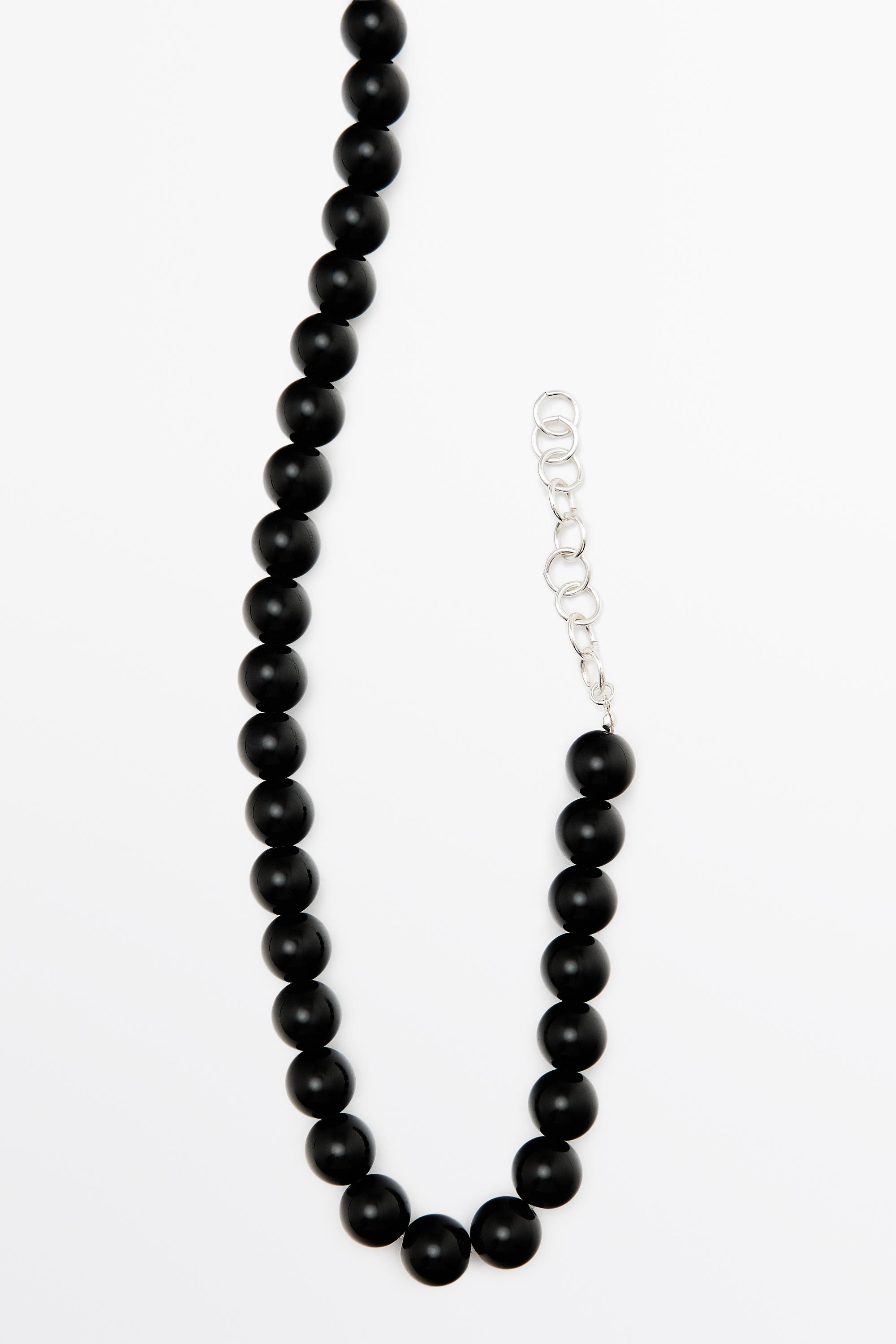 Glass bead necklace