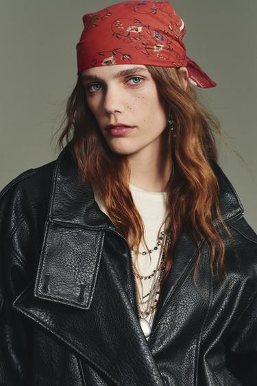 FOULARD IMPRIMÉ BRODERIES - Rouge de Zara - Image 2