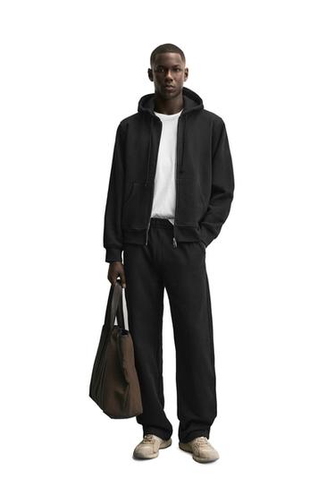 PANTALLONA JOGGER REGULAR FIT - E zezë nga Zara