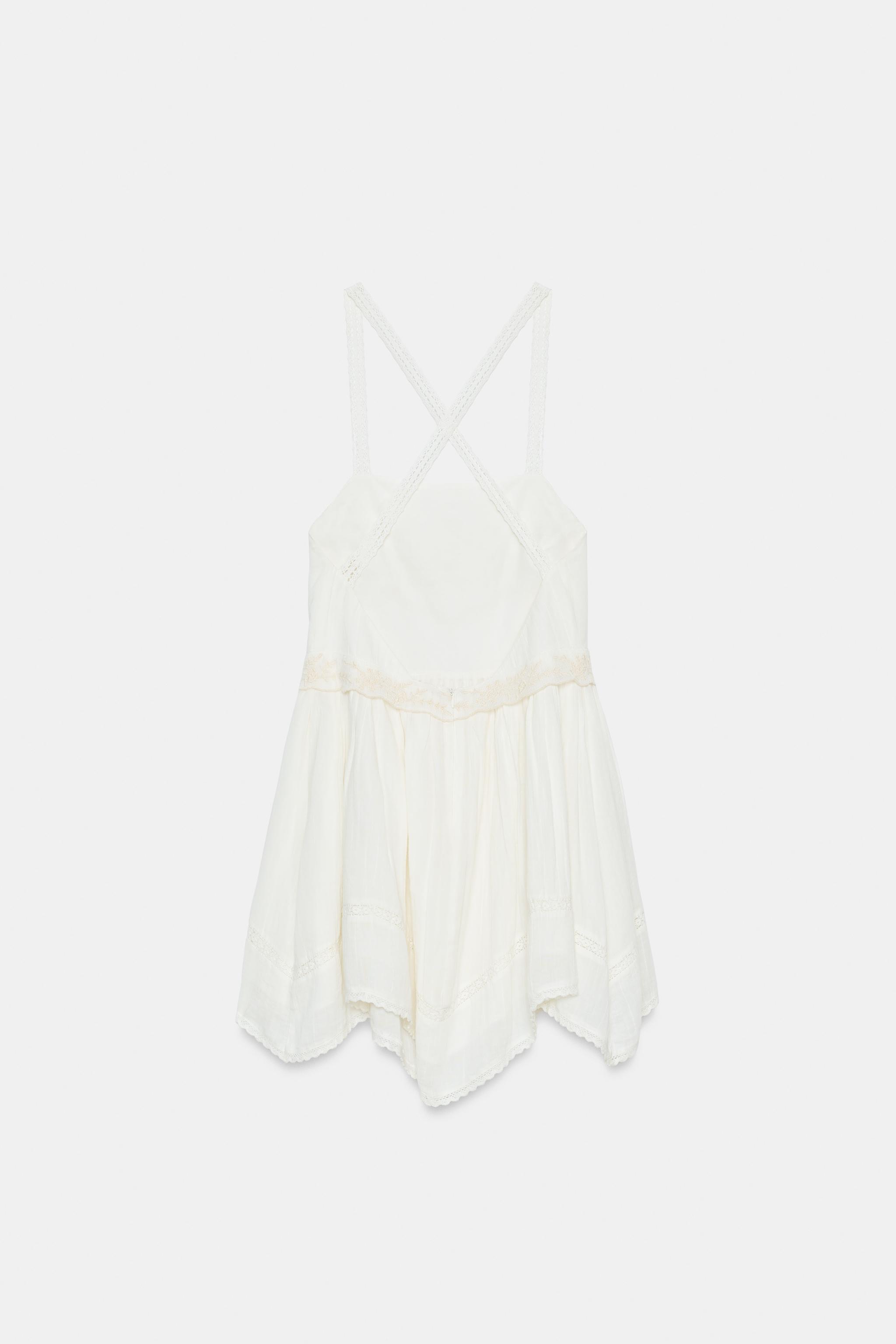 ROBE COURTE EN GAZE BRODÉE