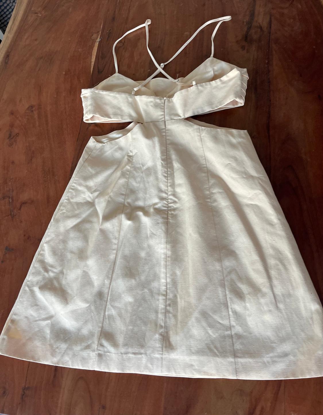 LINEN BLEND DRESS WITH CUT-OUT - Image 2