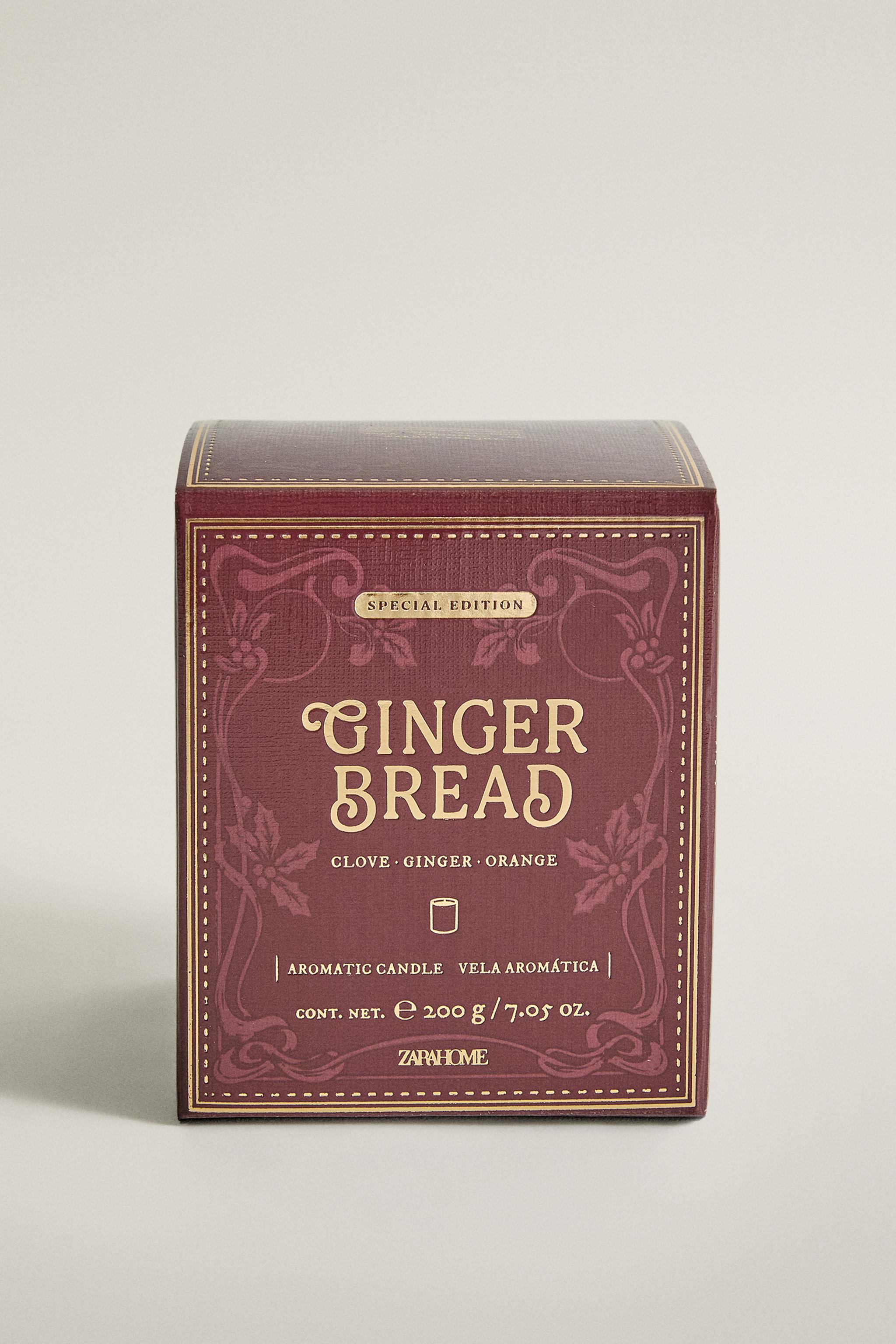 G) GINGERBREAD SCENTED CANDLE