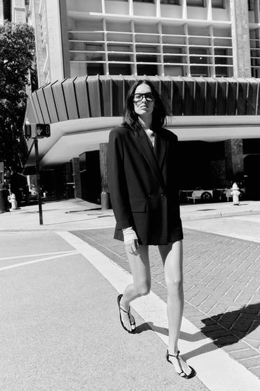 VESTE OVERSIZE À BOUTONNAGE CROISÉ - Bleu marine de Zara - Image 5