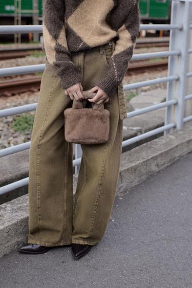 인조 퍼 미니 버킷백 - Zara 베이지