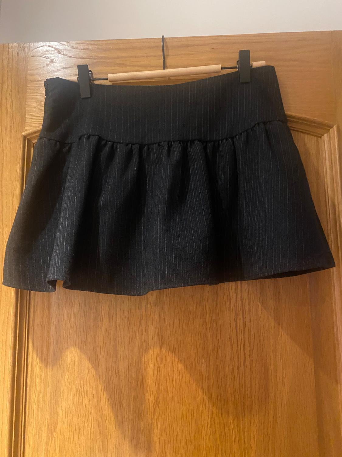 SKORT WITH BUTTONS - Image 4
