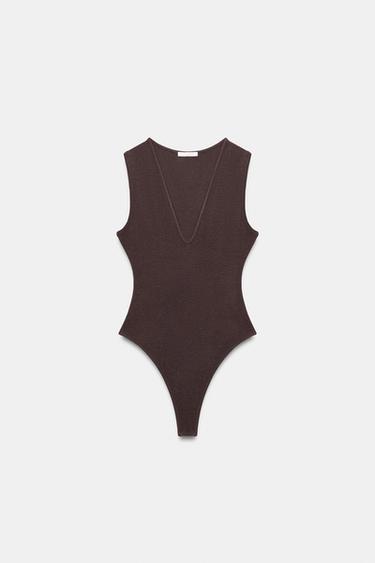 FITTED V-NECK BODYSUIT - Brown by Zara