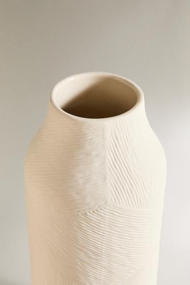 VASE CÉRAMIQUE TEXTURÉE - Blanc ivoire de Zara - Image 1