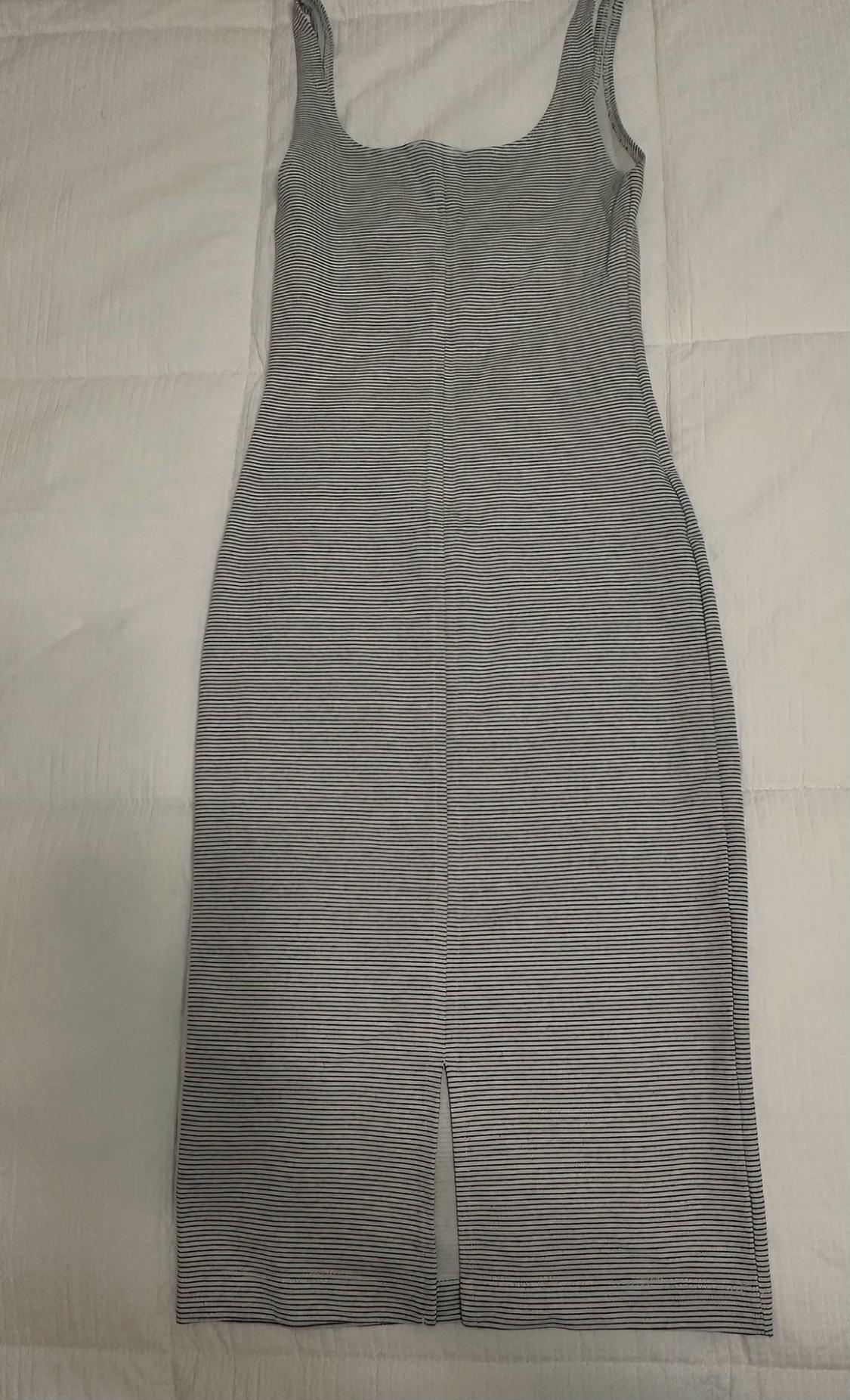BASIC DRESS WITH STRAPS - Image 2