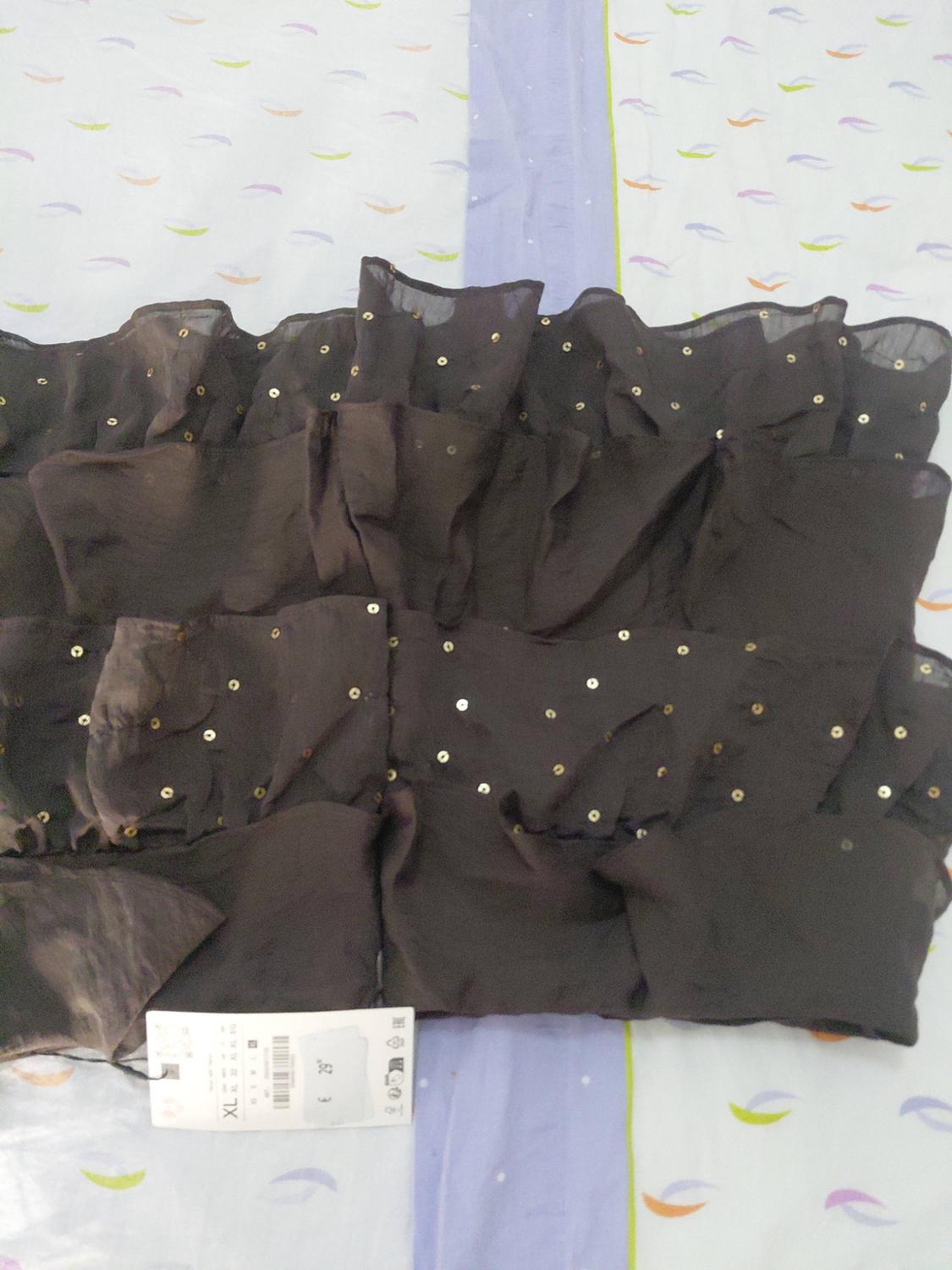 MINI SKIRT WITH RUFFLES AND SEQUINS - Image 6