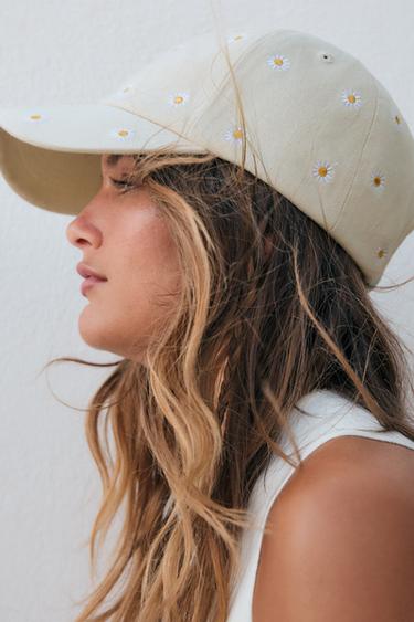 CASQUETTE SERGÉE BRODERIES FLEURS - Écru de Zara - Image 1