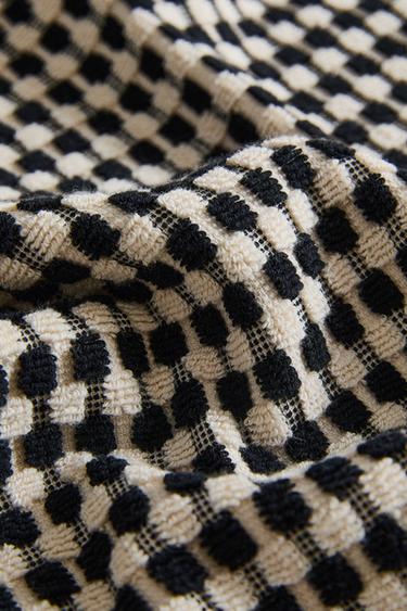 SERVIETTE DE BAIN COTON TEXTURÉ - Noir de Zara - Image 3