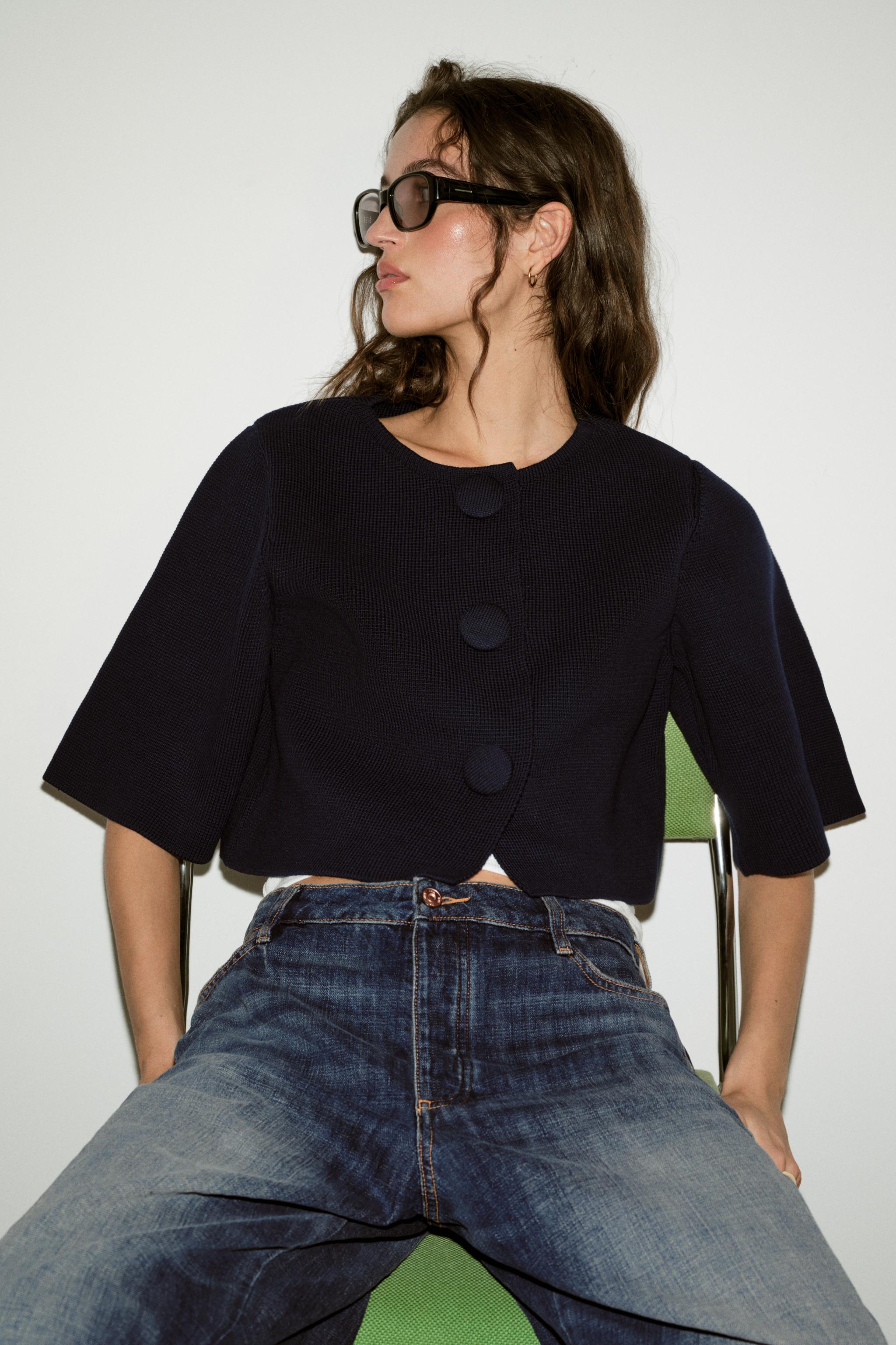 CROPPED KNIT CARDIGAN