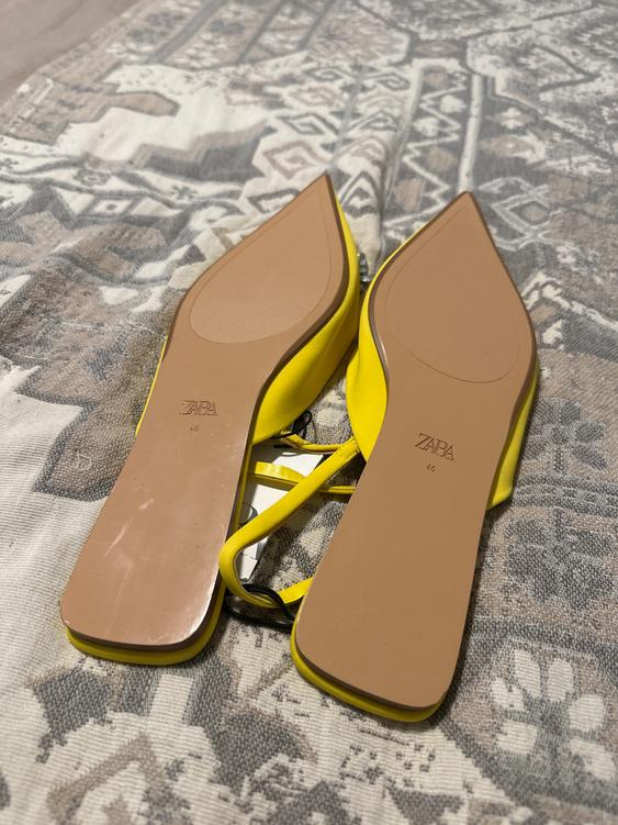 FLAT MULES WITH RHINESTONE DETAIL - Image 2