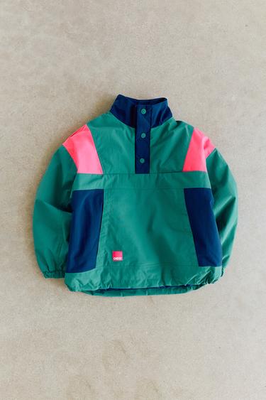CAZADORA CANGURO COLORBLOCK WATER REPELLENT - Esmeralda de Zara