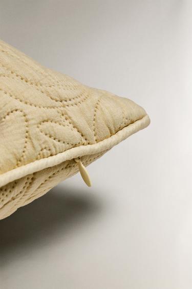 MICROFIBRE CUSHION COVER WITH LEAVES FOR QUILTS - Beige by Zara - Image 3