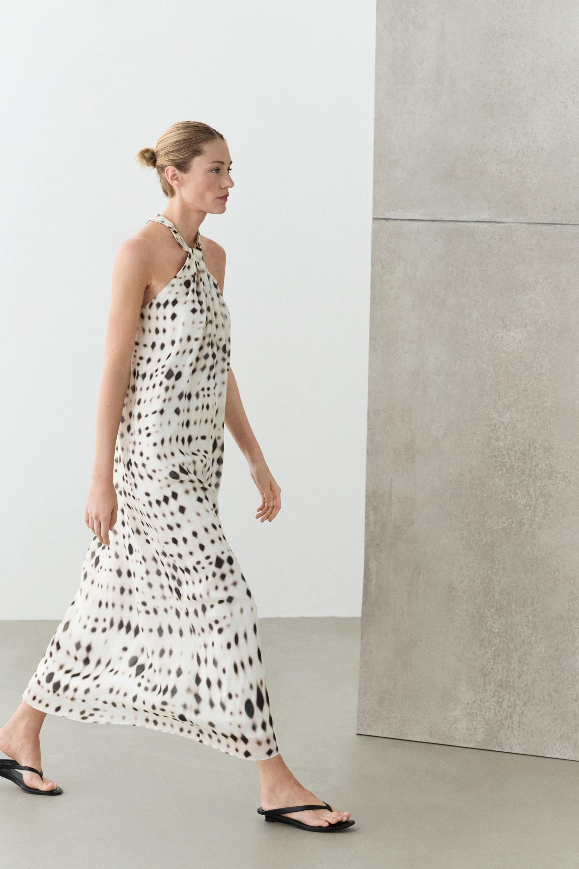 printed halter dress zara Zara halter printed tulle maxi dress Fits: S,M Dm for more details
