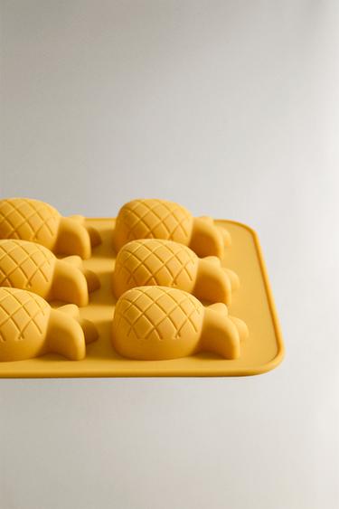 BAC À GLAÇONS SILICONE 12 POMMES DE PIN - Jaune moyen de Zara - Image 3