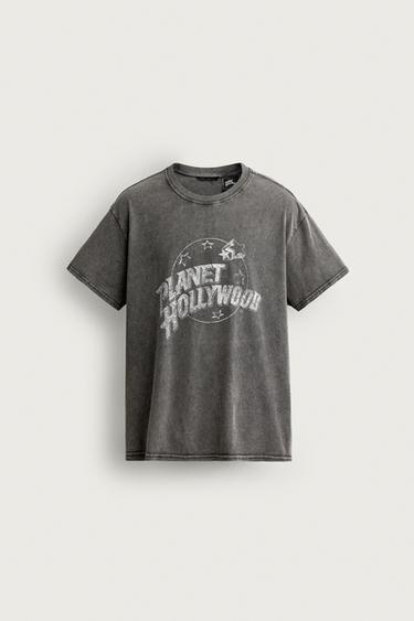 Zara RELAXED FIT PLANET HOLLYWOOD® GRAPHIC T-SHIRT - Mid-gray