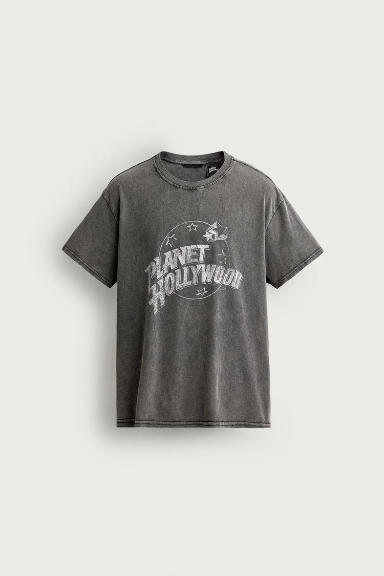 Camiseta relaxed fit estampado planet hollywood