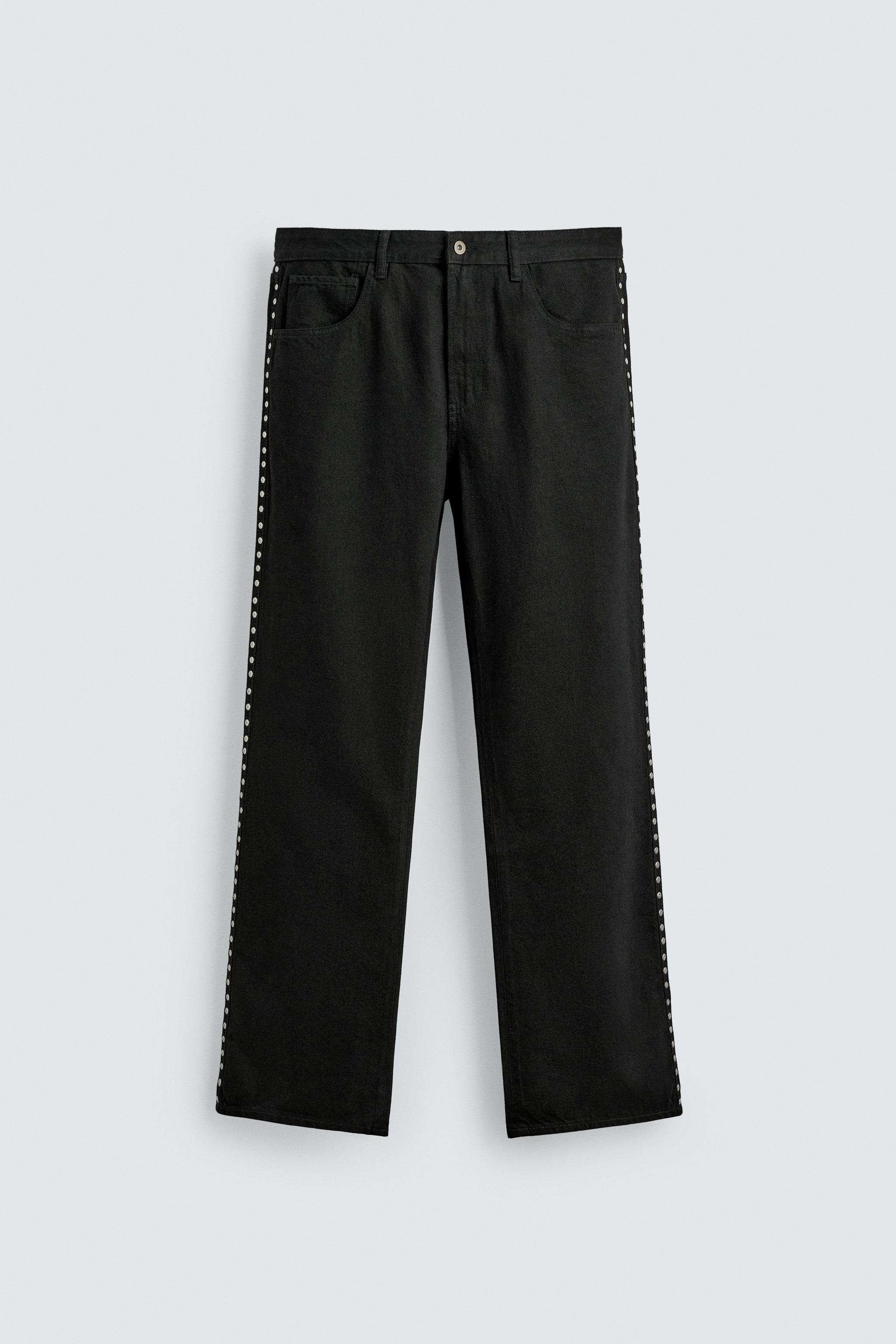 FLARE FIT JEANS WITH STUDS