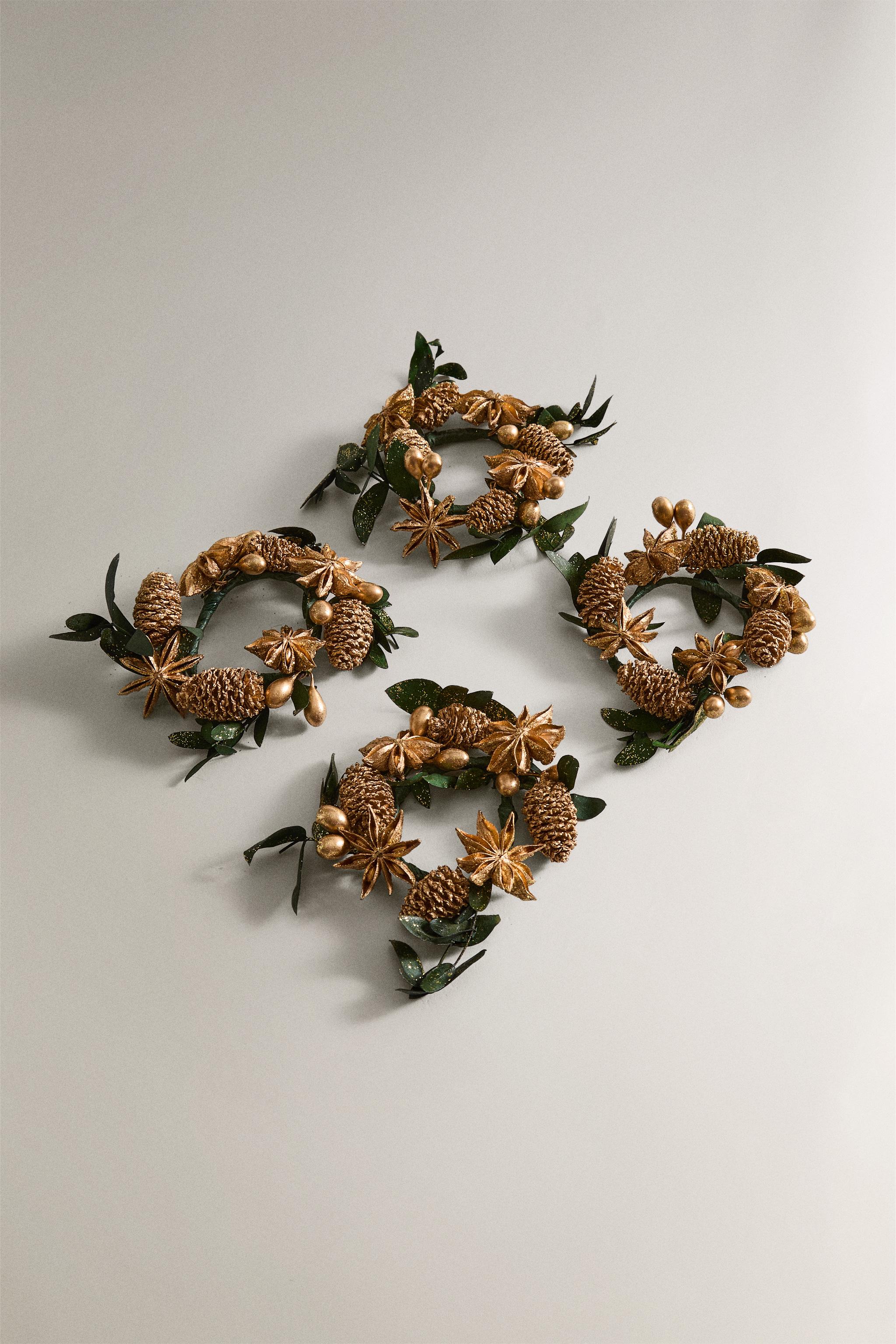 SET OF SHINY CHRISTMAS BOUQUET NAPKIN RINGS (SET OF 4)