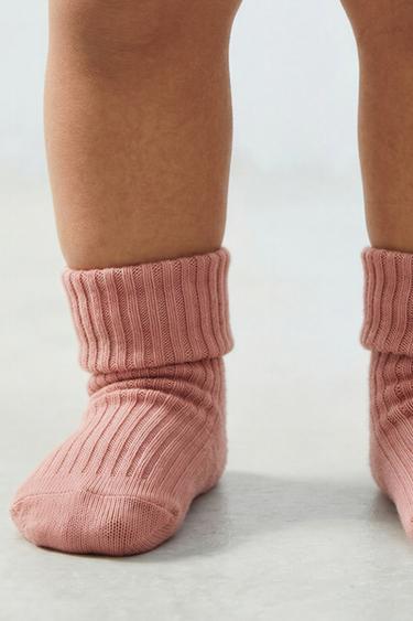 LOT DE QUATRE CHAUSSETTES COULEURS EN BOÎTE - Multicolore de Zara - Image 7