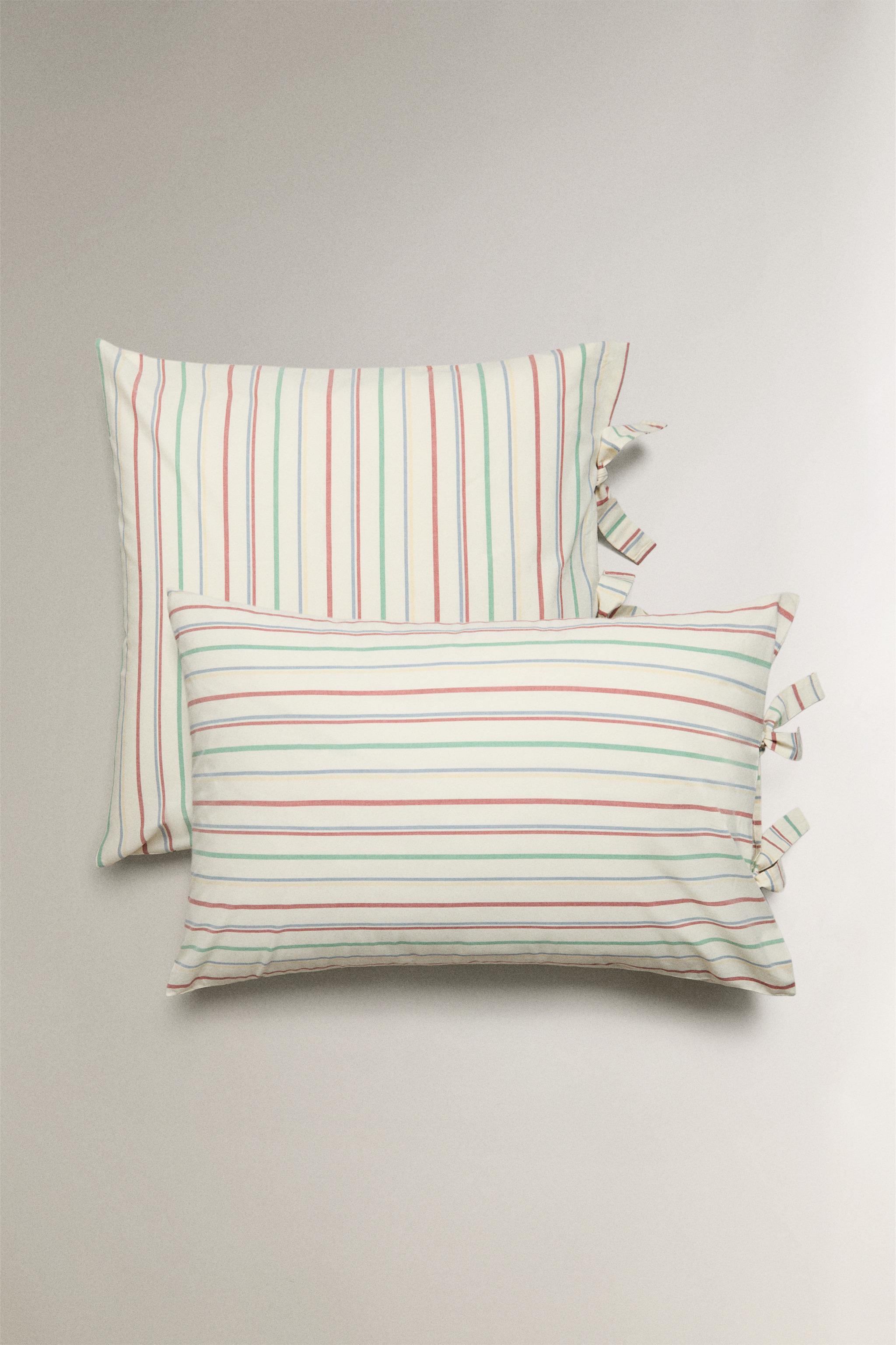 TAIE D’OREILLER ENFANT RAYURES MULTICOLORES