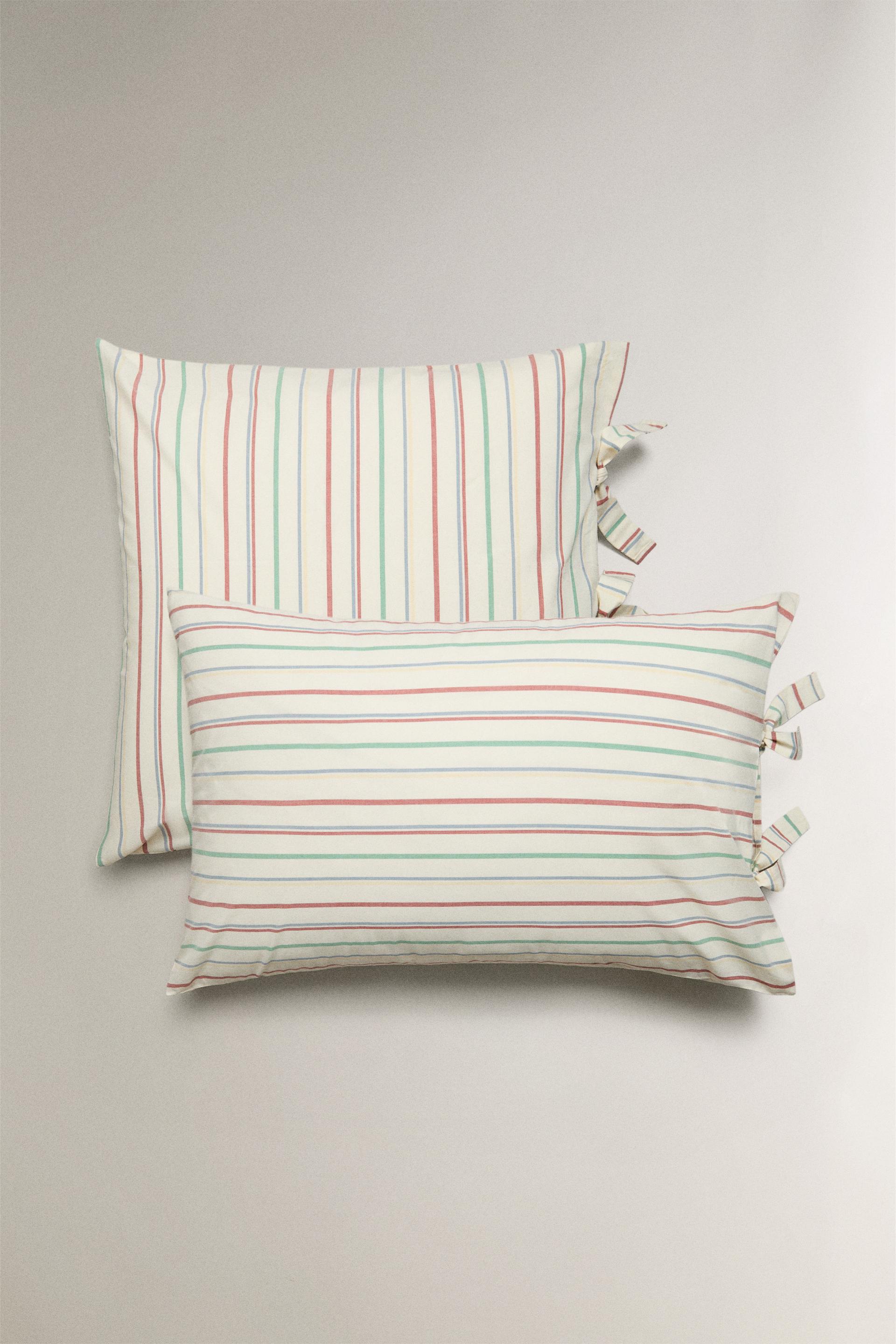 KIDS' MULTICOLOR STRIPED PILLOWCASE