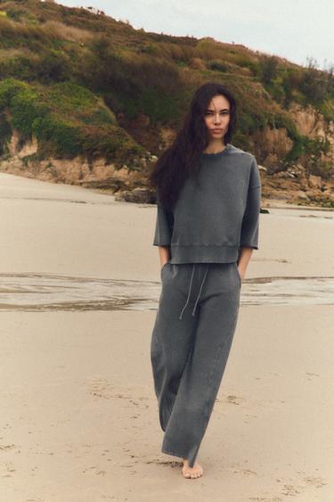 SWEATSHIRT AND TROUSERS SET - Intense red by Zara
