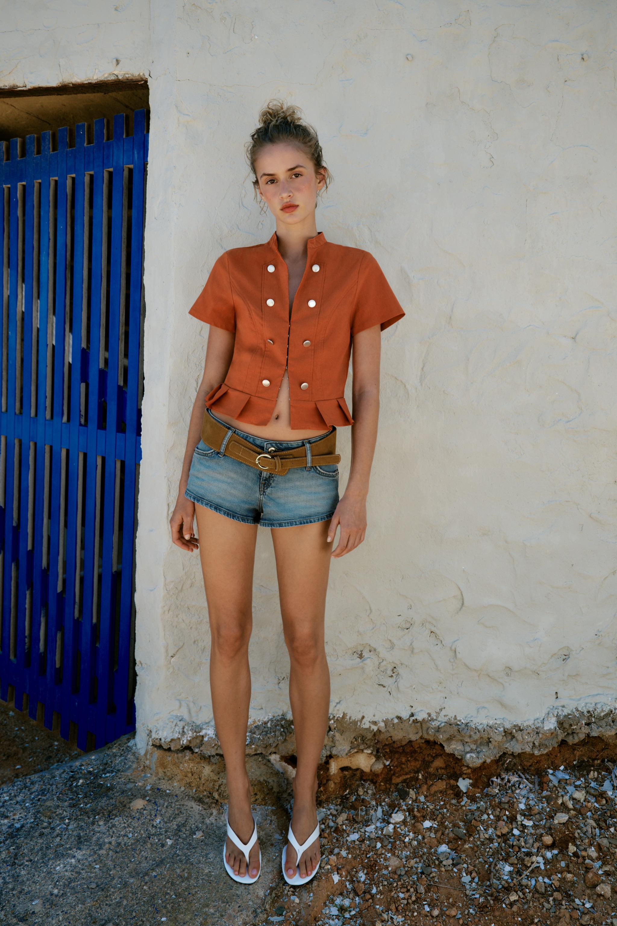 Женские рубашки Zara SHORT SLEEVE BUTTON TOP